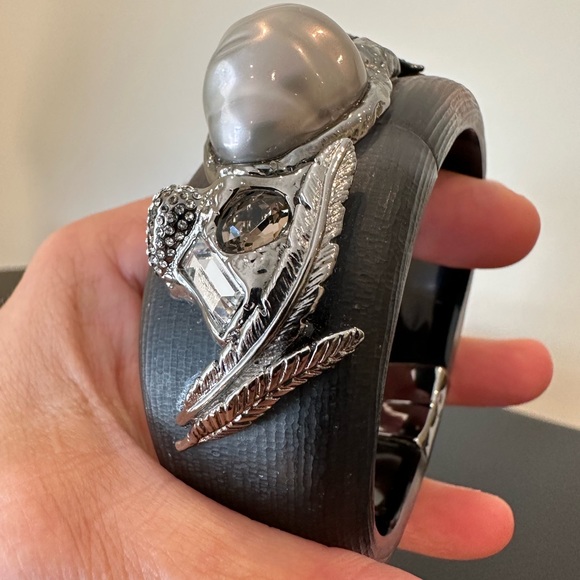 RARE Luxury Formal Authentic Alexis Bittar Lucite Crystal Baroque Pearl Bangle - Picture 13 of 17